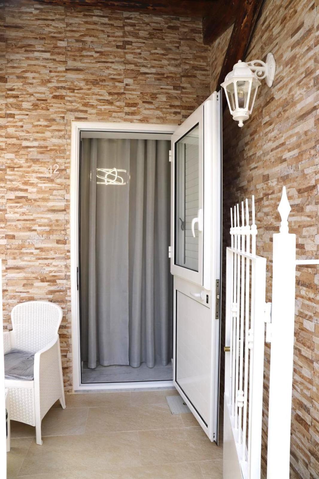 Lo Scarrozzo Room Палермо Екстериор снимка